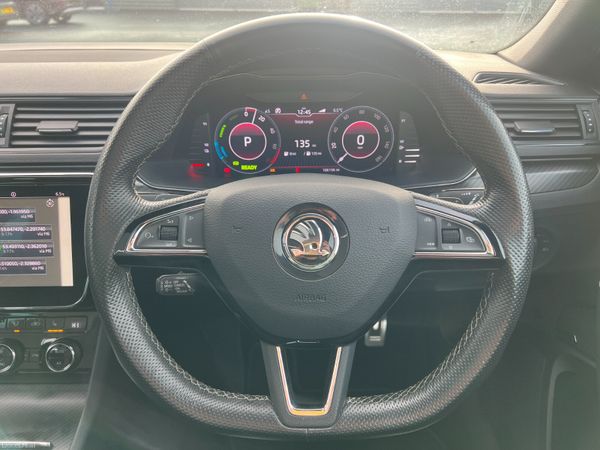 2020 (202)  Skoda Superb Sportline Plus PHEV PanRo 374973772