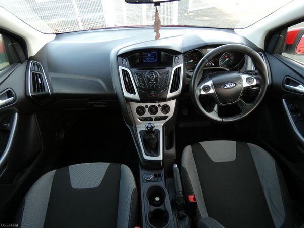 FORD FOCUS 1.0 ECOBOOST, NEW T.CHAIN+W.PUMP 374923580