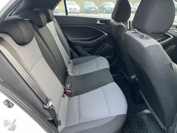 2019 Hyundai i20 SE 1.2 Petrol 375043822
