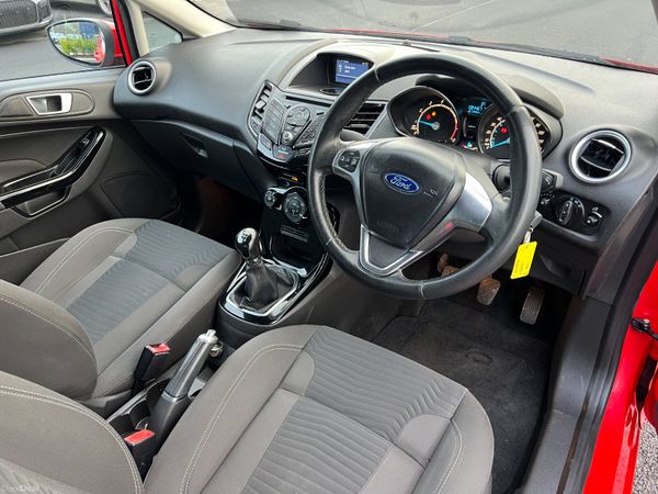 2016 Ford Fiesta Zetec 1.2 Petrol 375062612