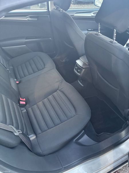 Ford Mondeo 2017 375088194