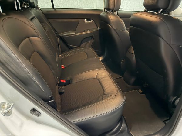 142 Kia Sportage      NEW NCT ! 375095940