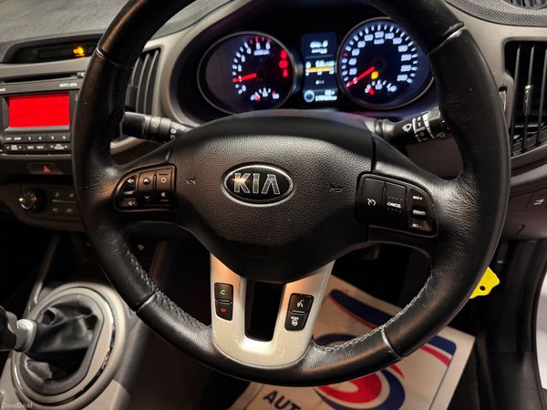 142 Kia Sportage      NEW NCT ! 375095941