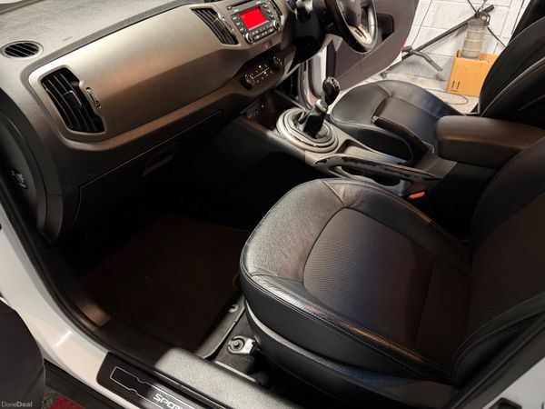 142 Kia Sportage      NEW NCT ! 375095945