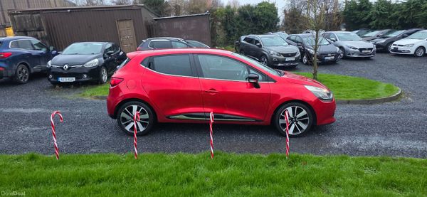 162 renault clio 1.2 automatic. 375141115