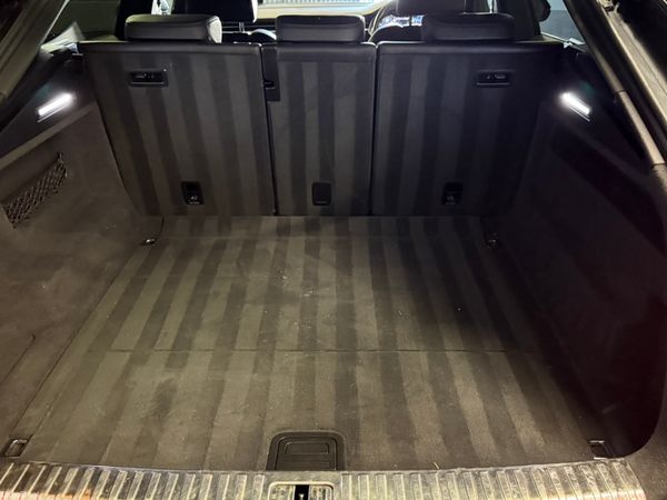 191 Audi Q8 50 TDi SLine Quattro 375196488