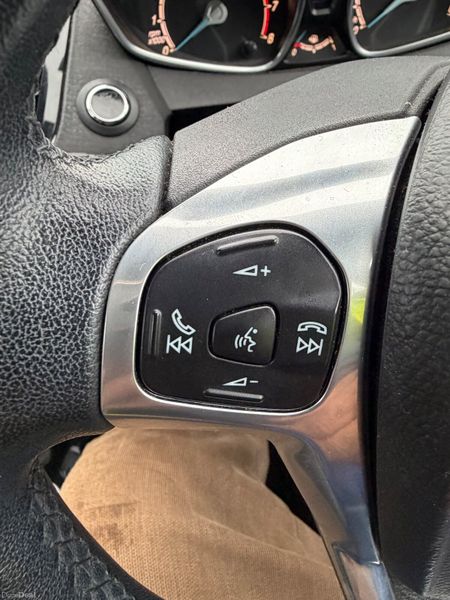 Ford Fiesta 2014 Automatic 375100639