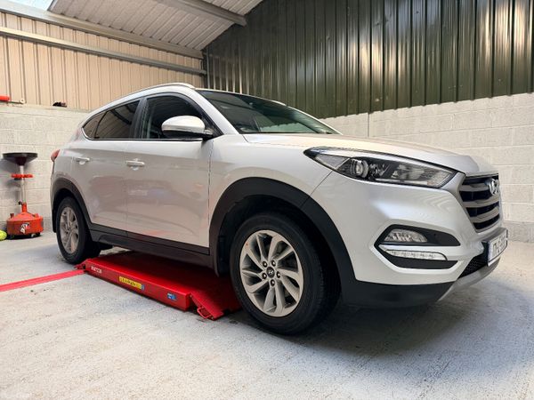 Hyundai Tucson 2017    Top Spec Executive Model ! 375117248