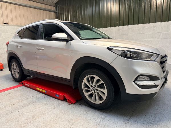 Hyundai Tucson 2017    Top Spec Executive Model ! 375117279