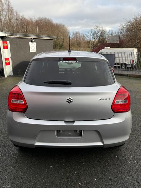 2020 Suzuki Swift 375132226