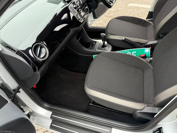 Volkswagen up 2015 Automatic 375244987