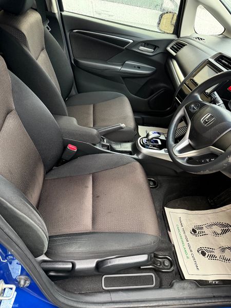 2017 HONDA FIT 1.5 HYBRID AUTOMATIC 375209730