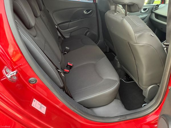 Renault Clio 2016 Automatic 375390226