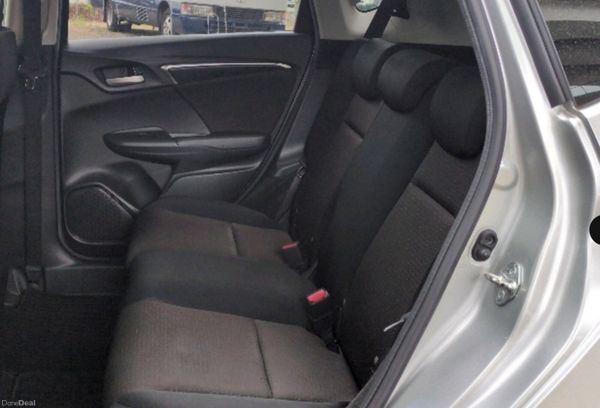 2014 - Honda Fit Self charging 1.5 Petrol Hybrid 375391562