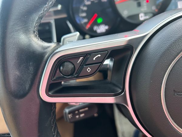 Porsche Macan 2016 , FSH from Porsche, AWD 375314680