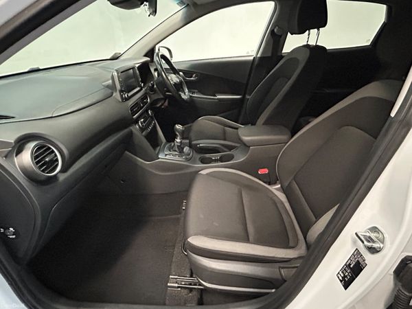 191 Hyundai KONA 1.6D EXECUTIVE - HUGE SPEC 375334928