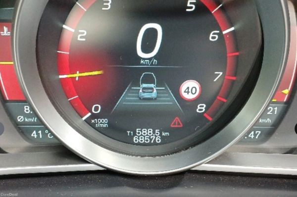 2015 Volvo V40 Low milage 375337426