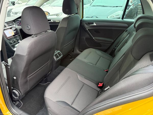 2018 Volkswagen Golf 1.2 Automatic/ 45K 375442992