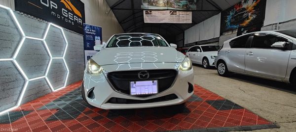 162 Mazda Demio 1.3 Petrol Automatic 375467164