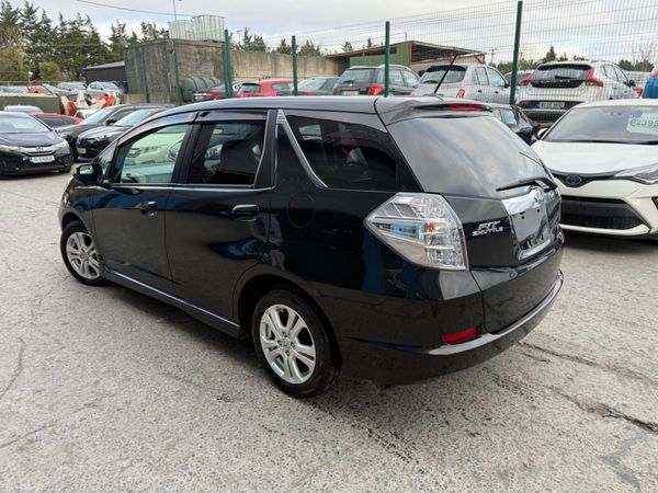 2012 Honda Fit Shuttle Hybrid Automatic 375497256