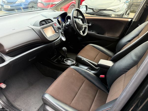 2012 Honda Fit Shuttle Hybrid Automatic 375497267