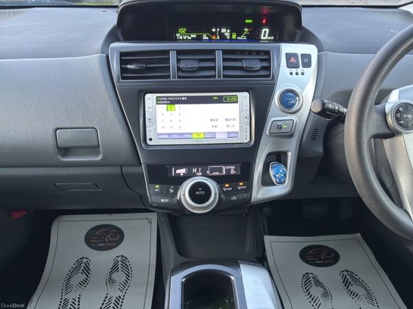 2013 TOYOTA PRIUS ALPHA (s160) 375403286