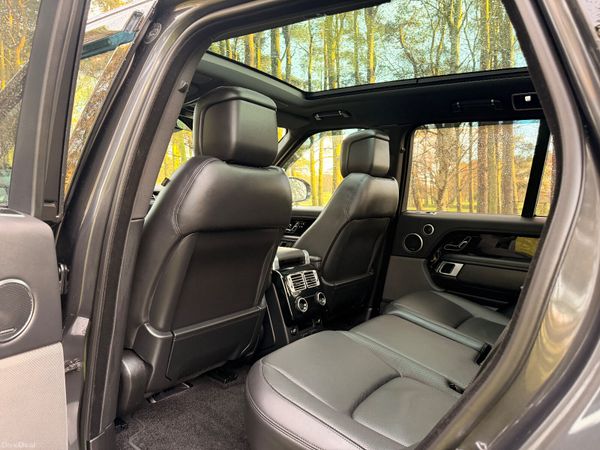 Land Rover Range Rover 2020 Vogue 375408270