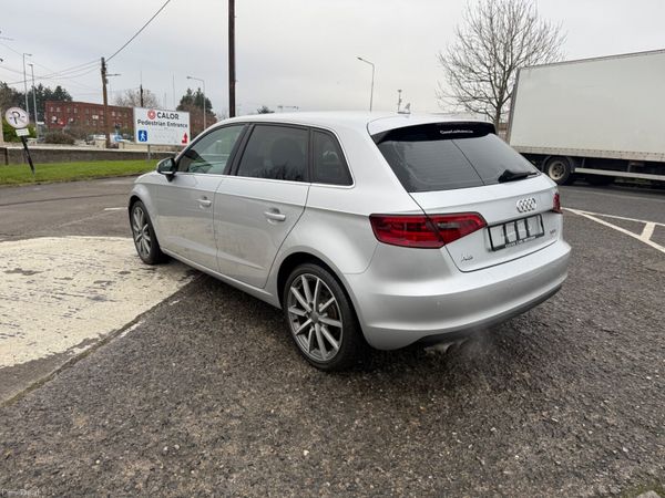 Audi A3 Auto 2014 375433838