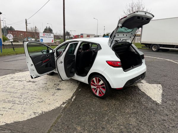 Renault Clio 2014 Automatic 375436128