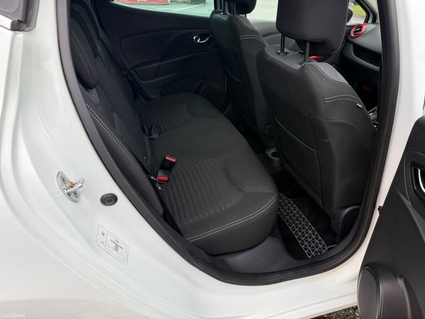 Renault Clio 2014 Automatic 375436134