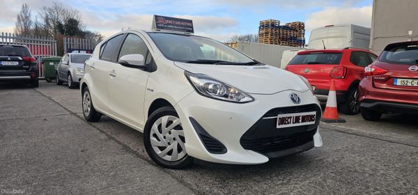 2019 (192) Toyota Aqua | White 375550030