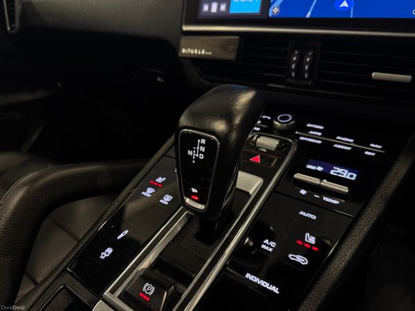 Porsche Cayenne 3.0 V6 E Hybrid-Night Edition 375565957