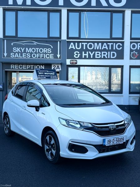 2019 Honda Jazz/Fit 1.5 Petrol Hybrid,Automatic 375592758