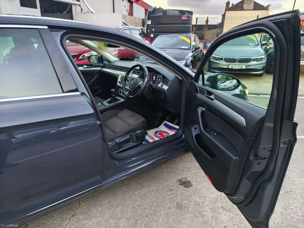 2017 Volkswagen Passat AA Approved 1 Year Warranty 375530613