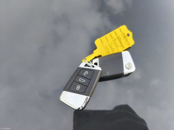 2017 Volkswagen Passat AA Approved 1 Year Warranty 375530629