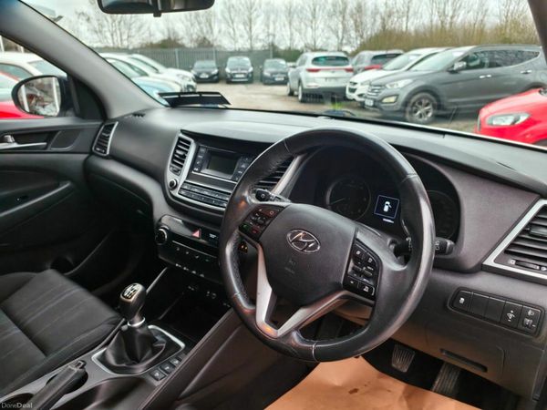 Hyundai Tucson 1.7 D Comfort 375678737