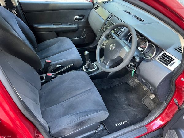 Nissan Tiida 2008 1.6 SE 375634162