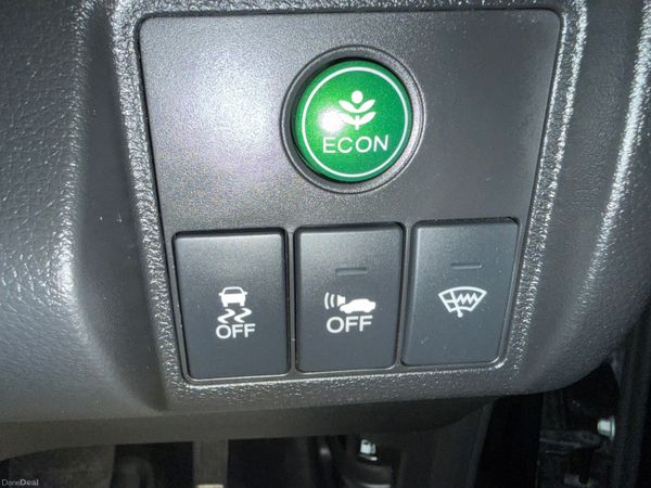 2015 Honda Vezel 1.5 automatic Hybrid, Full specs 375636900