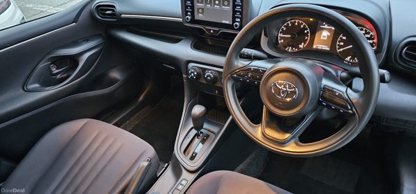 2020 Toyota Yaris 375720111