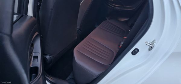 2020 Toyota Yaris 375720124