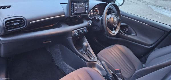 2020 Toyota Yaris 375720132