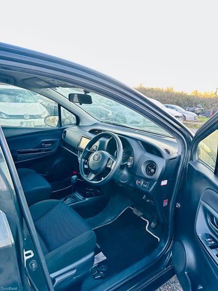 Toyota Vitz 2015 1.3L PETROL AUTOMATIC 375842035