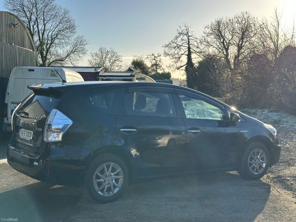 Toyota Prius Alpha 2014 7 seater 375849990