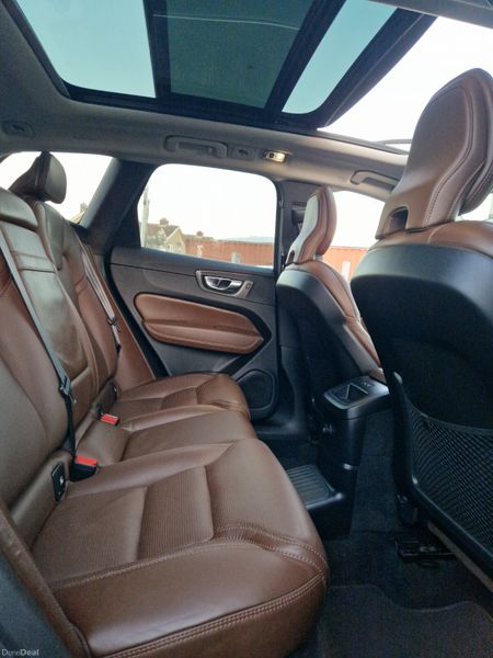 Volvo XC60 T8 INSCRIPTION PRO | Pan Roof 375813031