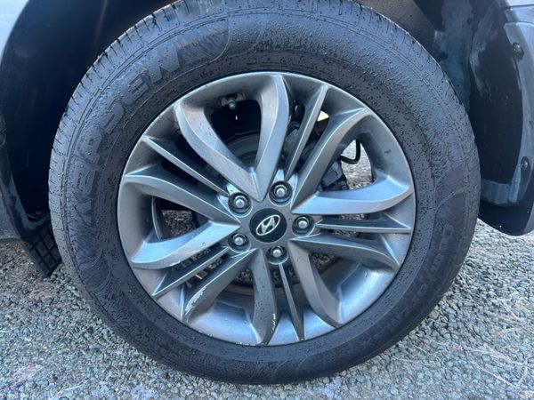 Stunning Auto Hyundai IX35 Low MLS NCT 375945050