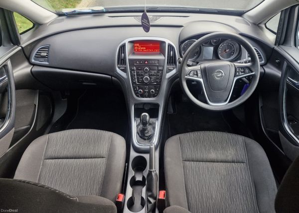 Opel Astra 2015 (NCT 08/26) 375958254