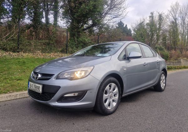 Opel Astra 2015 (NCT 08/26) 375958205
