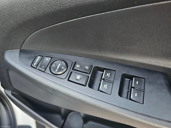 HYUNDAI TUCSON // 05/27 NCT // EXCELLENT SPEC 375917539