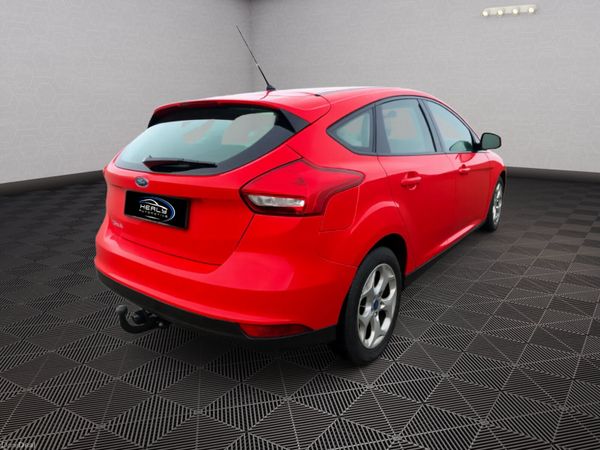 162 Ford Focus *NCT 10-26* 375928147