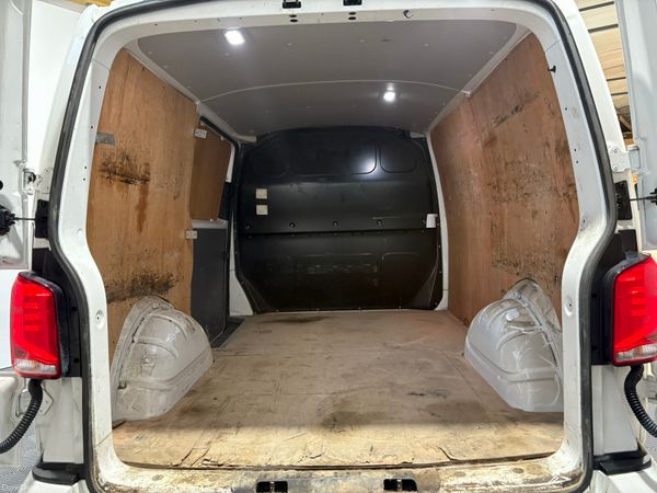 2021 Volkswagen Transporter T6 2.0 150 Bhp 376056226